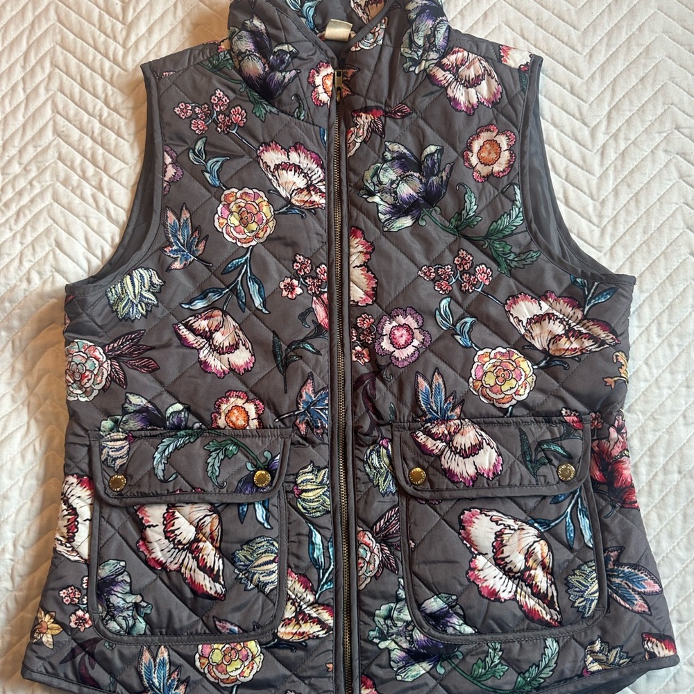 Artisan NY Floral Quilted Women's Vest